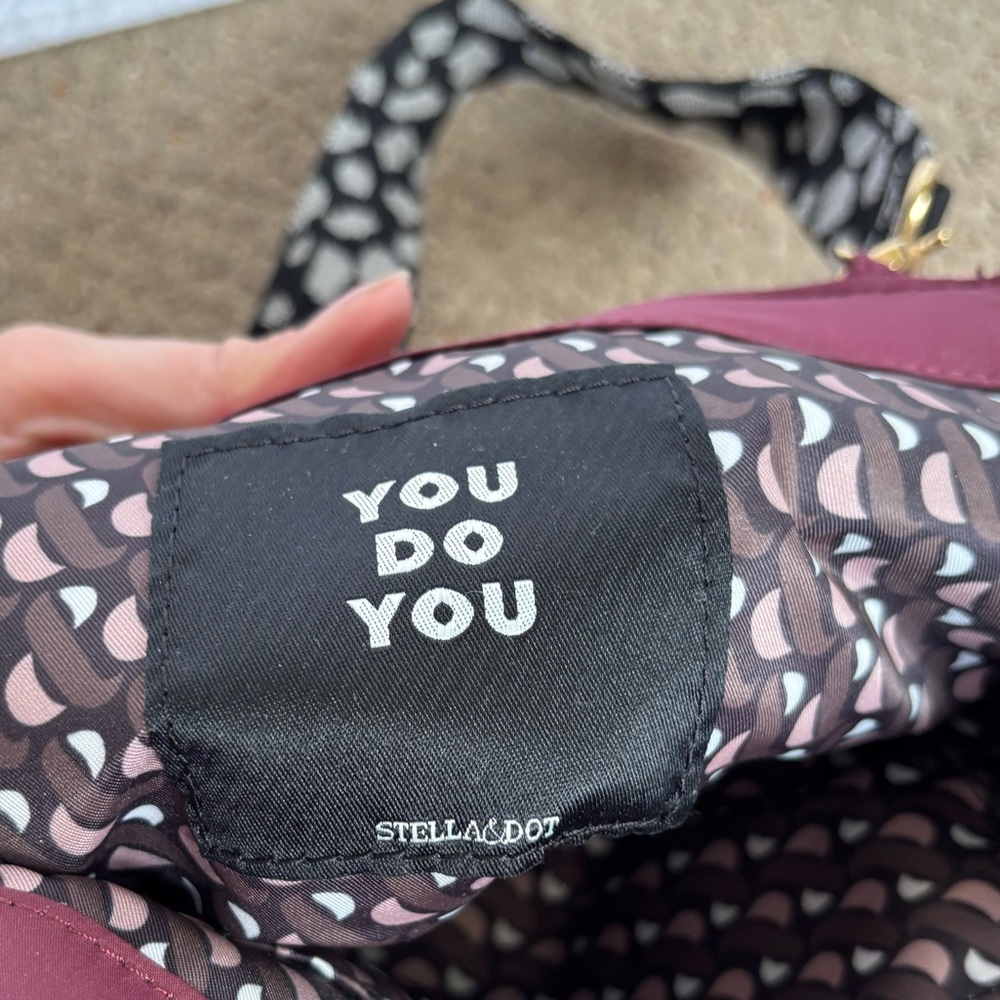 Stella & Dot Zip It Crossbody-Oxblood Burgundy - Picture 11 of 15